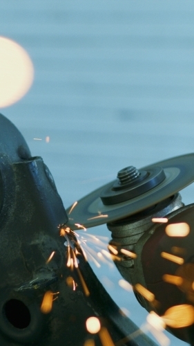 Præcis slibning af værktøj og metal som del af professionel værktøjsslibning